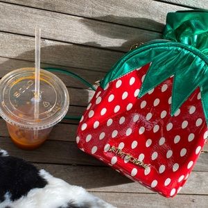 Strawberry purse 🍓